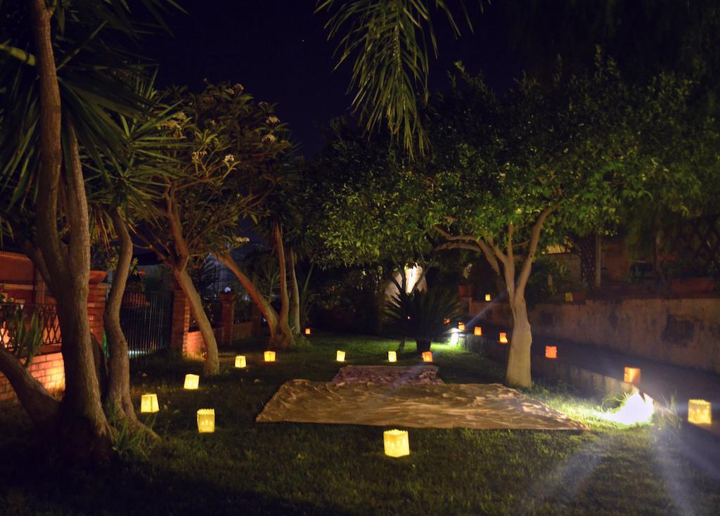 B&B Villa Vittoria Giardini-Naxos Exterior foto